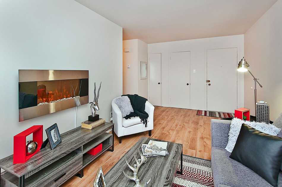 Ste-Foy (Cité-Universitaire) Place Belmont Haut #794 403 - 10