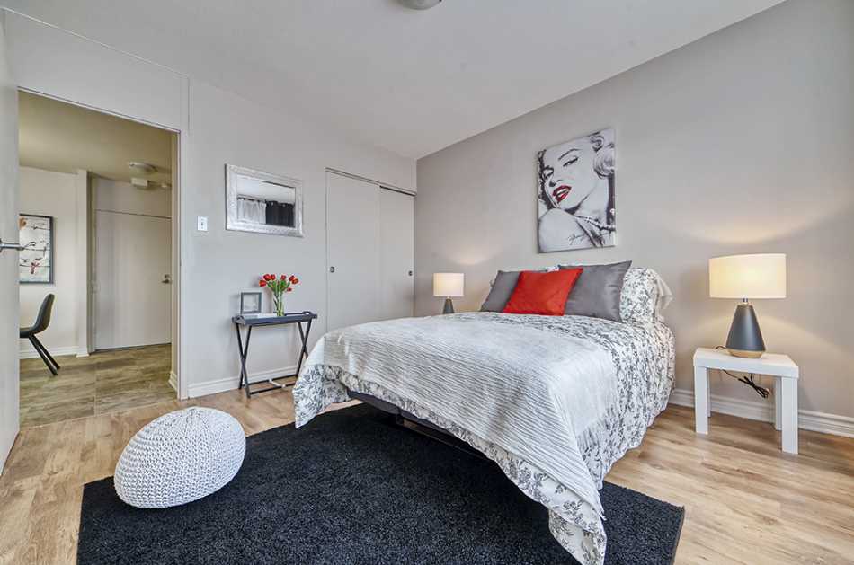 Notre-Dame-de-Grâce Place Sutton #7400 234 - 5