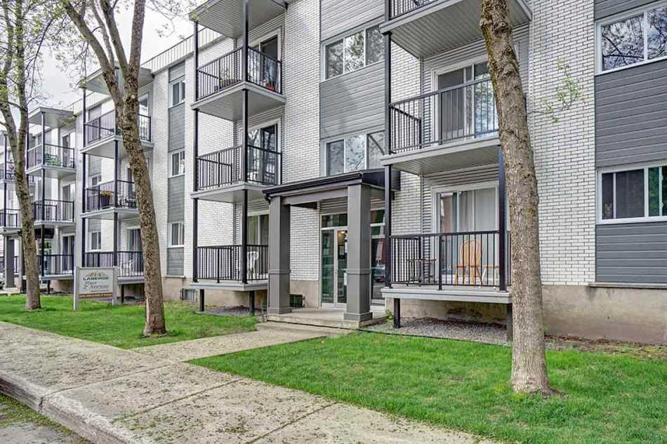 Québec Place 2e Avenue #2255 4 1