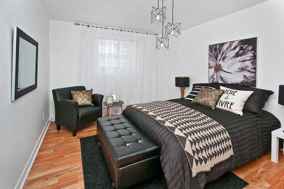 Québec Place Duval #2600 102 - 3