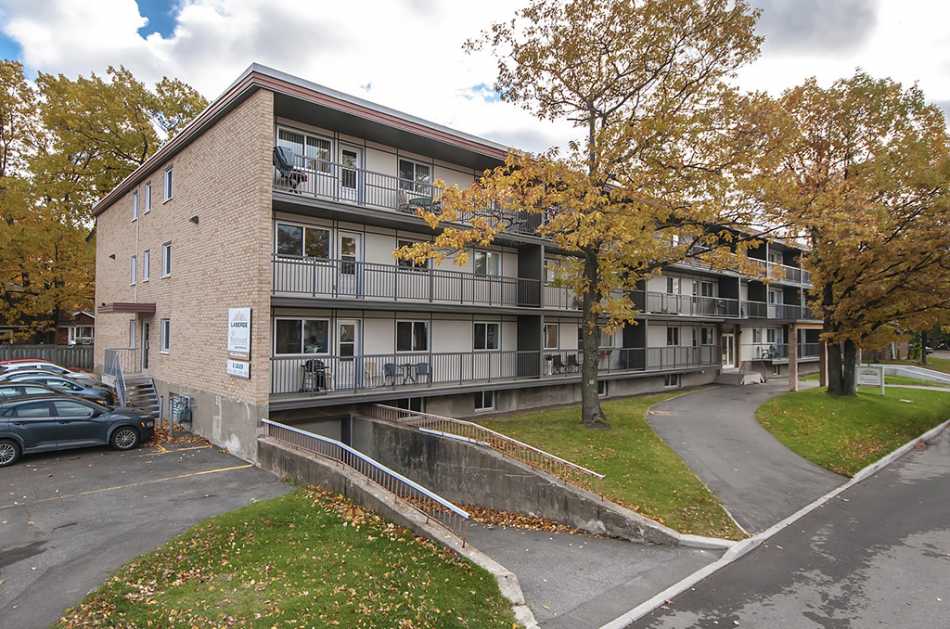 Ste-Foy Le Maricourt #3435 10 - 2