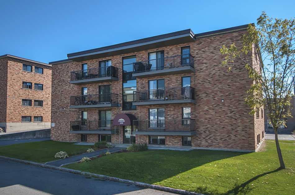 Place des Cyprès - 1