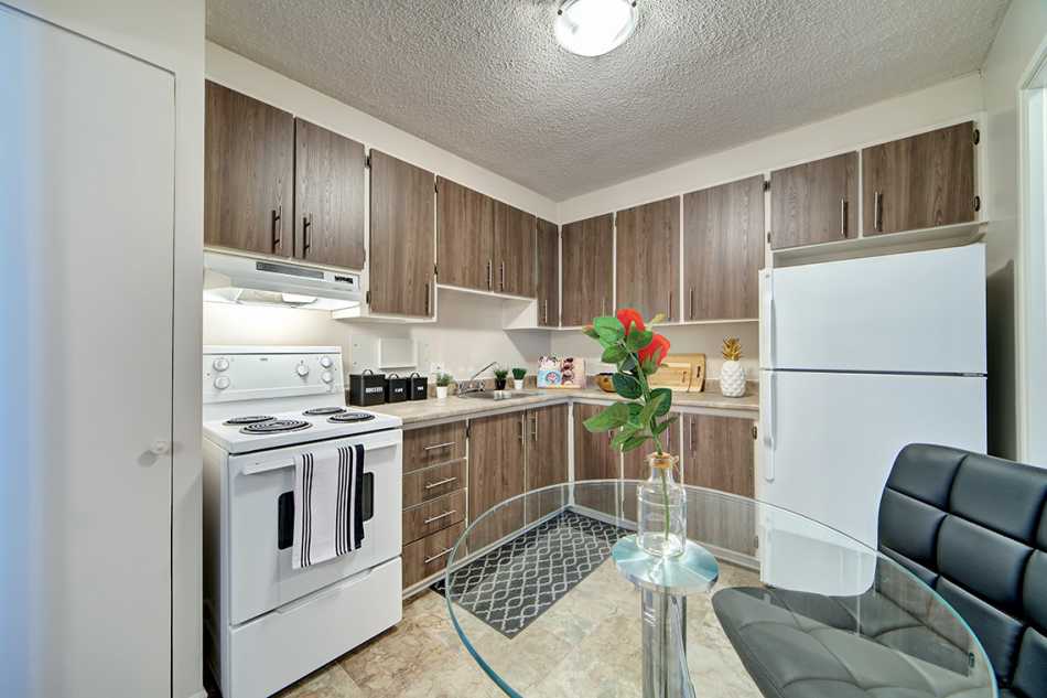 Côte St-Luc Le Oakridge #5795 205 - 1