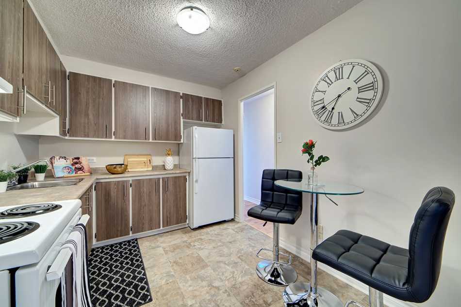 Côte St-Luc Le Oakridge #5795 205 - 5