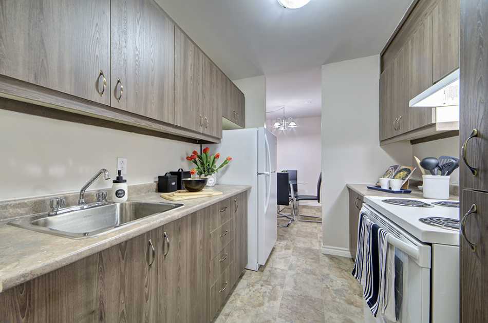 Pierrefonds Le Lalande #9860 425 - 1