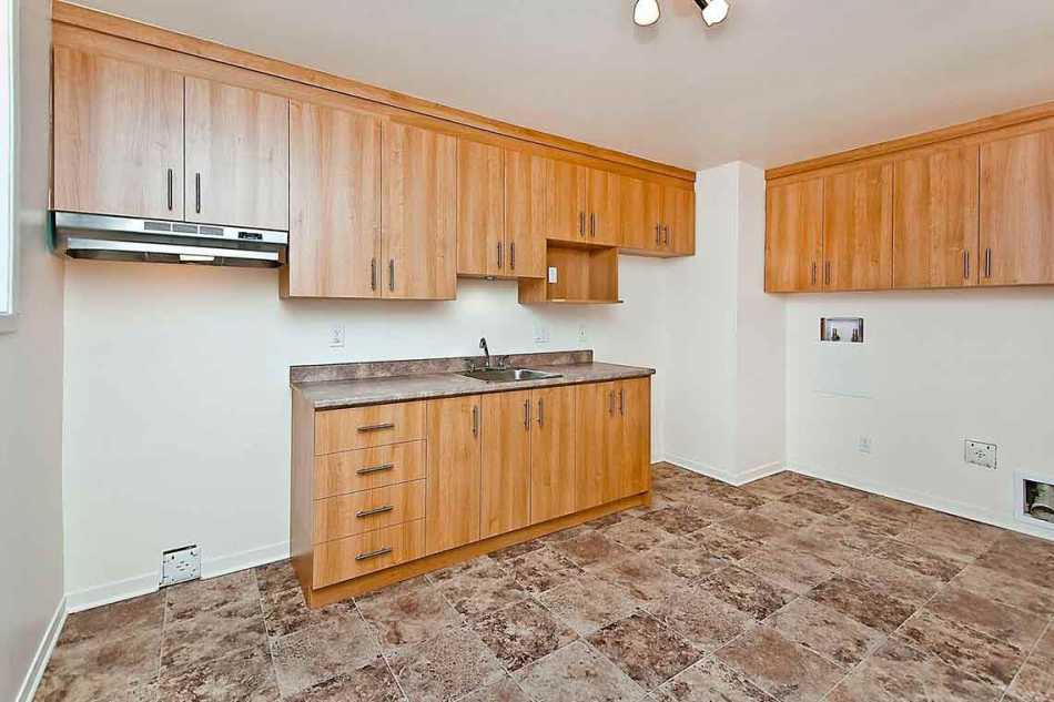 Neufchâtel Place Bastien #1882 4 - 1