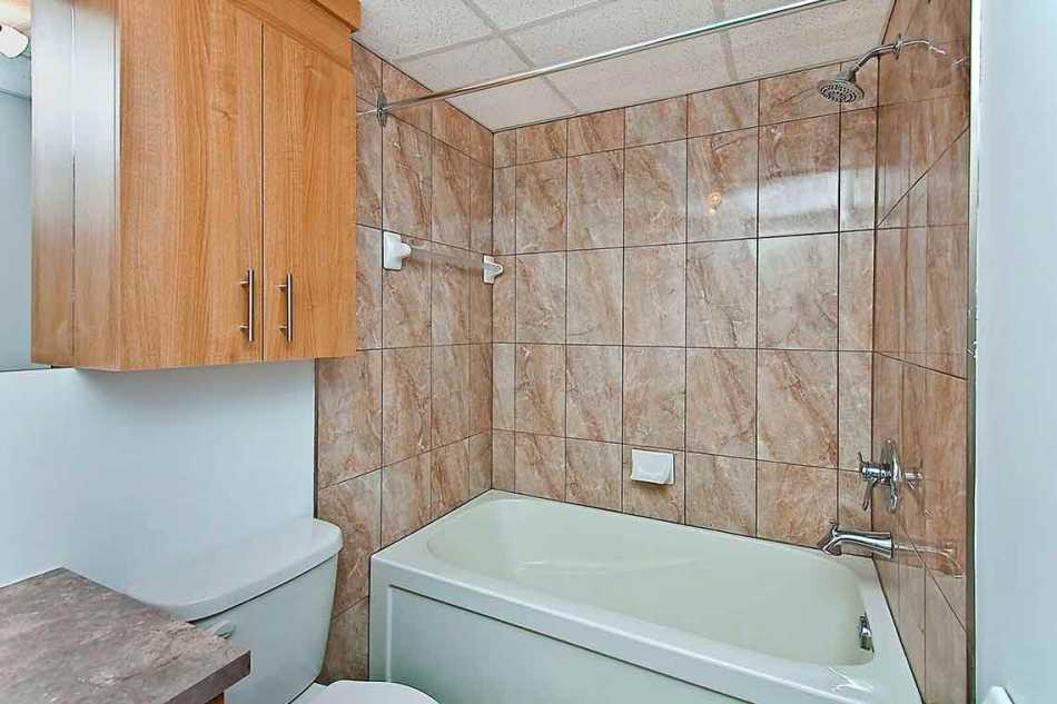 Neufchâtel Place Bastien #1882 4 - 3