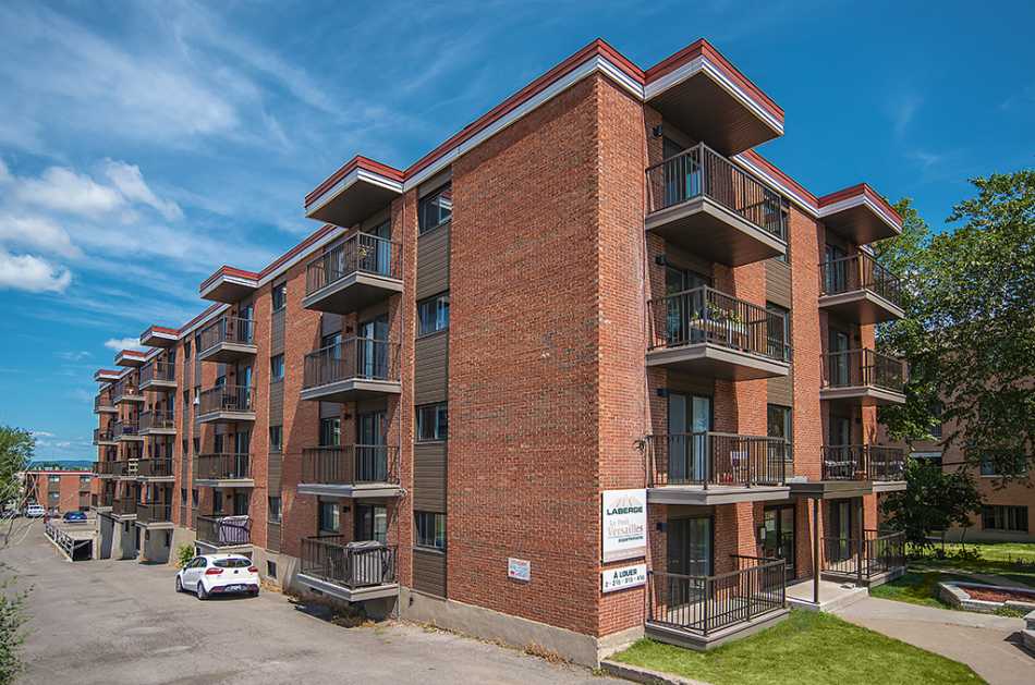 Ste-Foy (Cité-Universitaire) Le Petit Versailles #2240 303 - 2