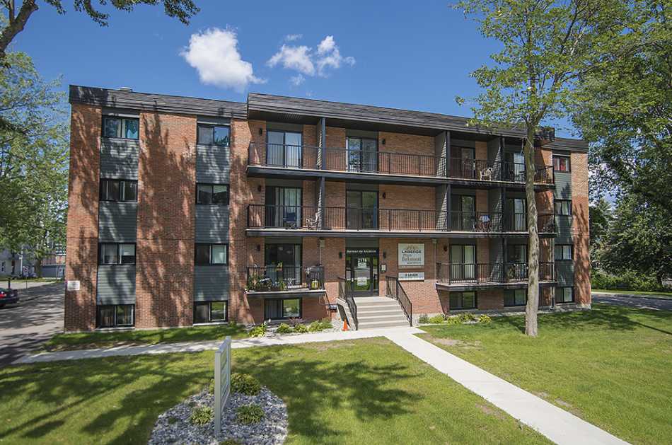 Ste-Foy (Cité-Universitaire) Place Belmont Bas #2185 309 1